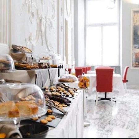 De Ville Guest House 제노바 외부 사진